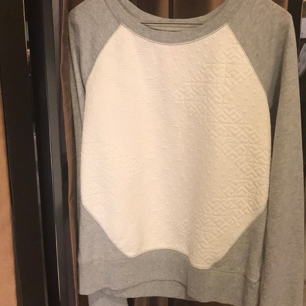 Sweater white and grey
